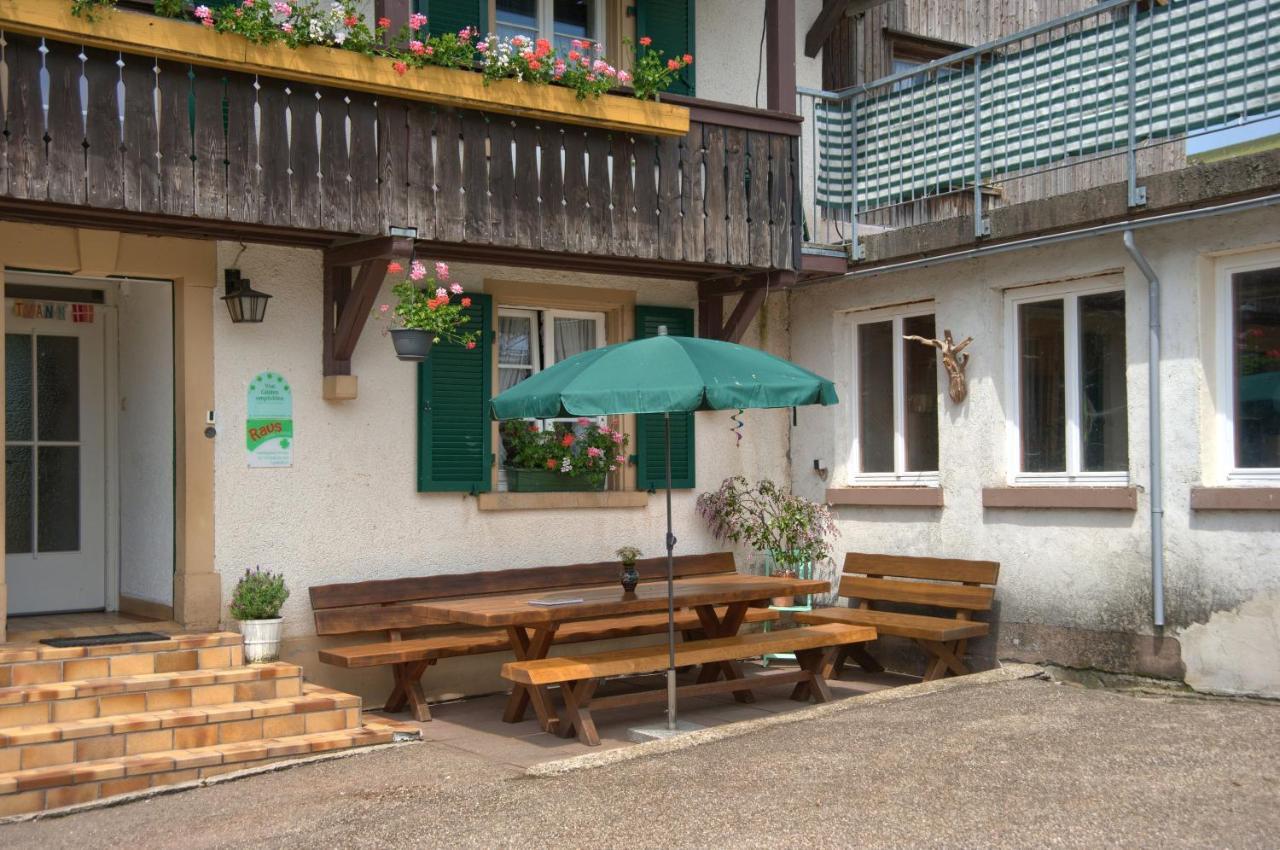 Mittlerer Itzenwaldhof - Heimkehr Apartman Münstertal Kültér fotó