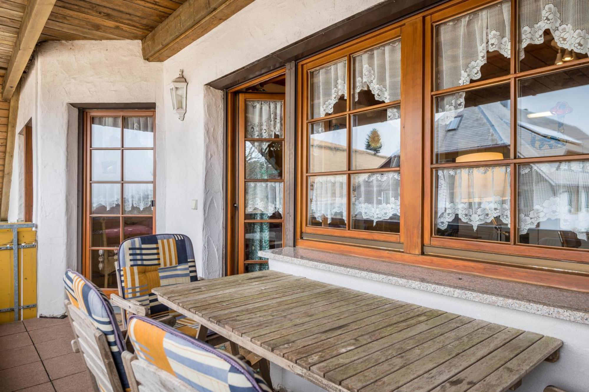 Mittlerer Itzenwaldhof - Heimkehr Apartman Münstertal Kültér fotó